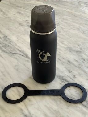 Ceres Chill insulated bottle in classic black